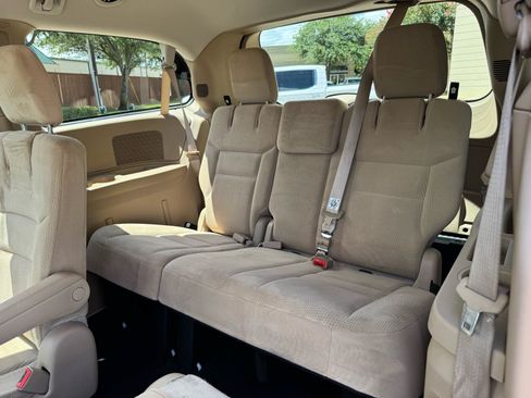 Used 2014 Dodge Grand Caravan SE w/ Quick Order Package 29E SE FWD image 21