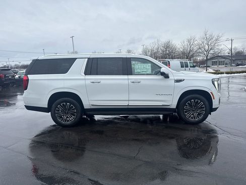 New 2026 GMC Yukon XL Elevation w/ Elevation Premium Package image 8