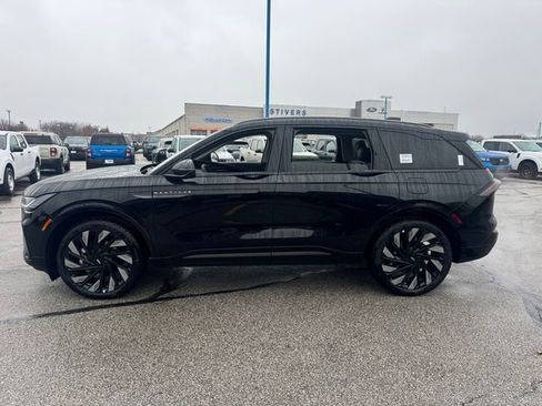 New 2026 Lincoln Nautilus Reserve w/ Jet Appearance Package image 5