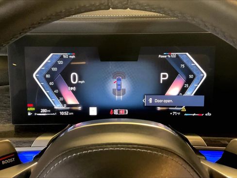 Used 2025 BMW 740i image 24