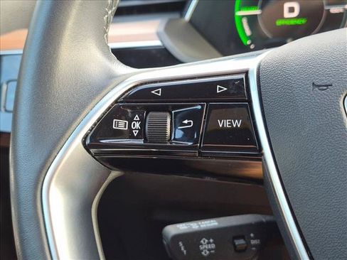 Used 2024 Audi Q8 e-tron Premium Plus w/ Premium Plus Package AWD/4WD image 4