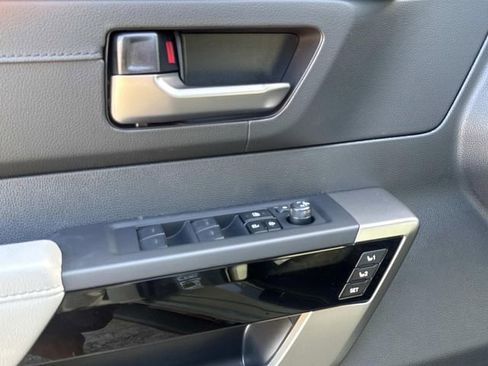 New 2026 Toyota Tundra Limited AWD/4WD image 21