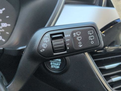 Used 2022 Ford Escape SEL image 26