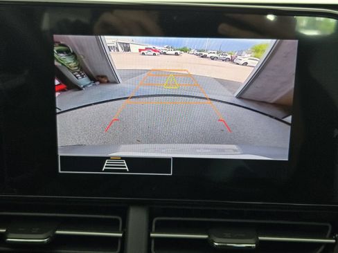 New 2026 Chevrolet Trax LS w/ LS Convenience Package FWD image 19