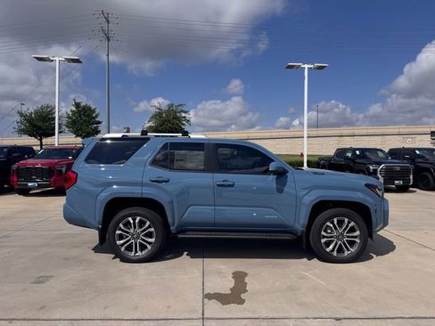 New 2026 Toyota 4Runner Limited AWD/4WD image 4