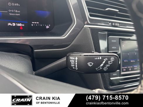 Used 2024 Volkswagen Tiguan S image 31