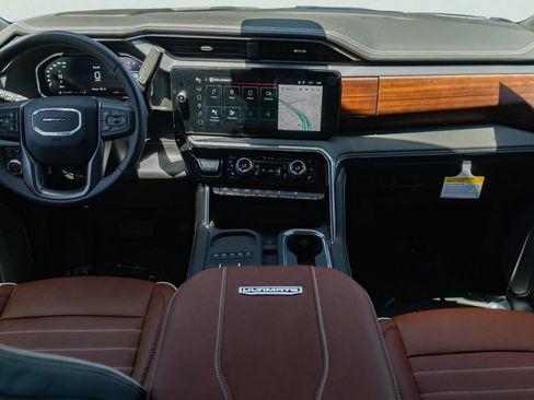 New 2026 GMC Sierra 3500 Denali Ultimate AWD/4WD image 19