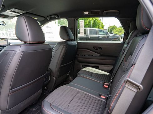 New 2026 Nissan Pathfinder Rock Creek AWD/4WD image 24