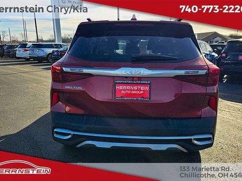 Used 2023 Kia Seltos S w/ Navigation Package image 32