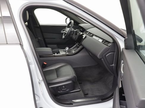 Used 2025 Land Rover Range Rover Velar Dynamic SE image 20