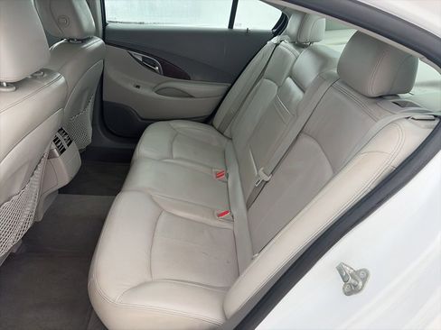 Used 2011 Buick LaCrosse CXL w/ Luxury Package image 10