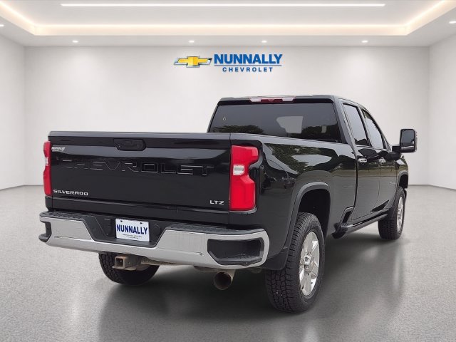 Used 2022 Chevrolet Silverado 2500 LTZ AWD/4WD image 5