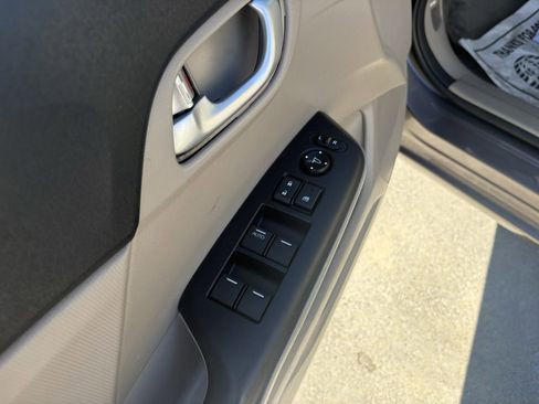 Used 2012 Honda Civic EX image 21
