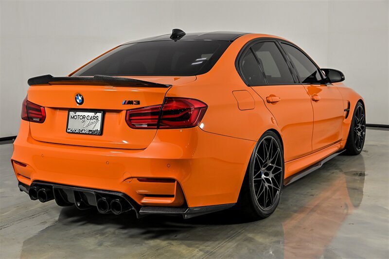 Used 2018 BMW M3 RWD image 9