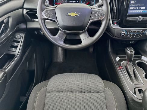 Used 2019 Chevrolet Traverse LS FWD image 23