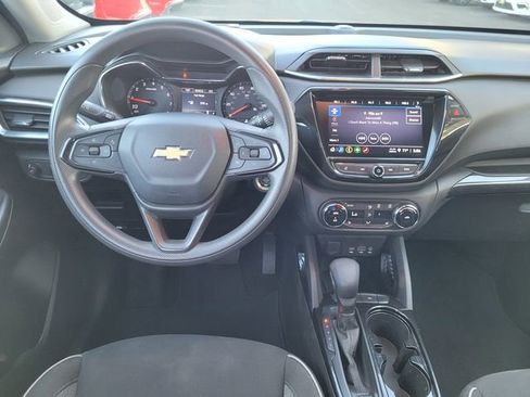Used 2023 Chevrolet TrailBlazer LT w/ Convenience Package image 7