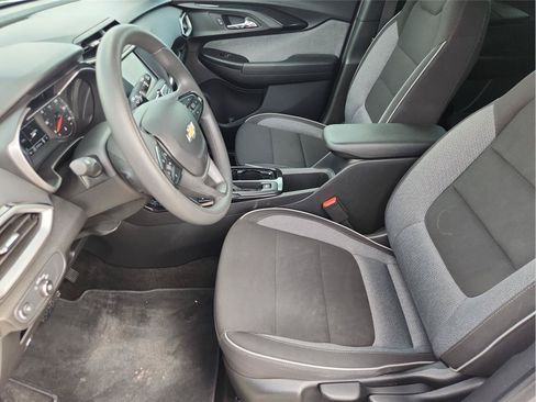 Used 2023 Chevrolet TrailBlazer LS AWD/4WD image 17