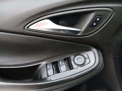 Used 2023 Buick Encore GX Select w/ Safety Package II AWD/4WD image 20