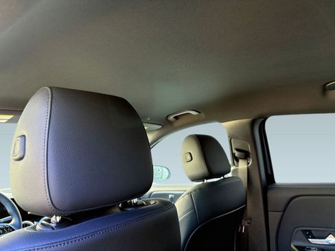 New 2025 Mercedes-Benz GLA 250 image 22