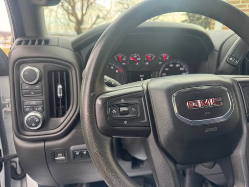 Used 2022 GMC Sierra 3500 Pro w/ Convenience Package image 13