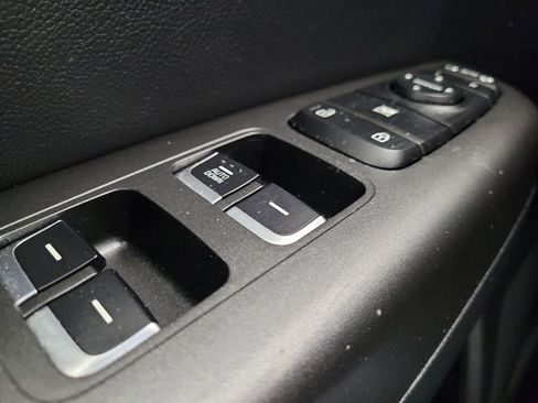 Used 2021 Kia Sportage S image 27