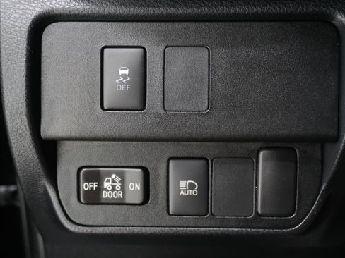 Used 2021 Toyota Tacoma SR5 image 20