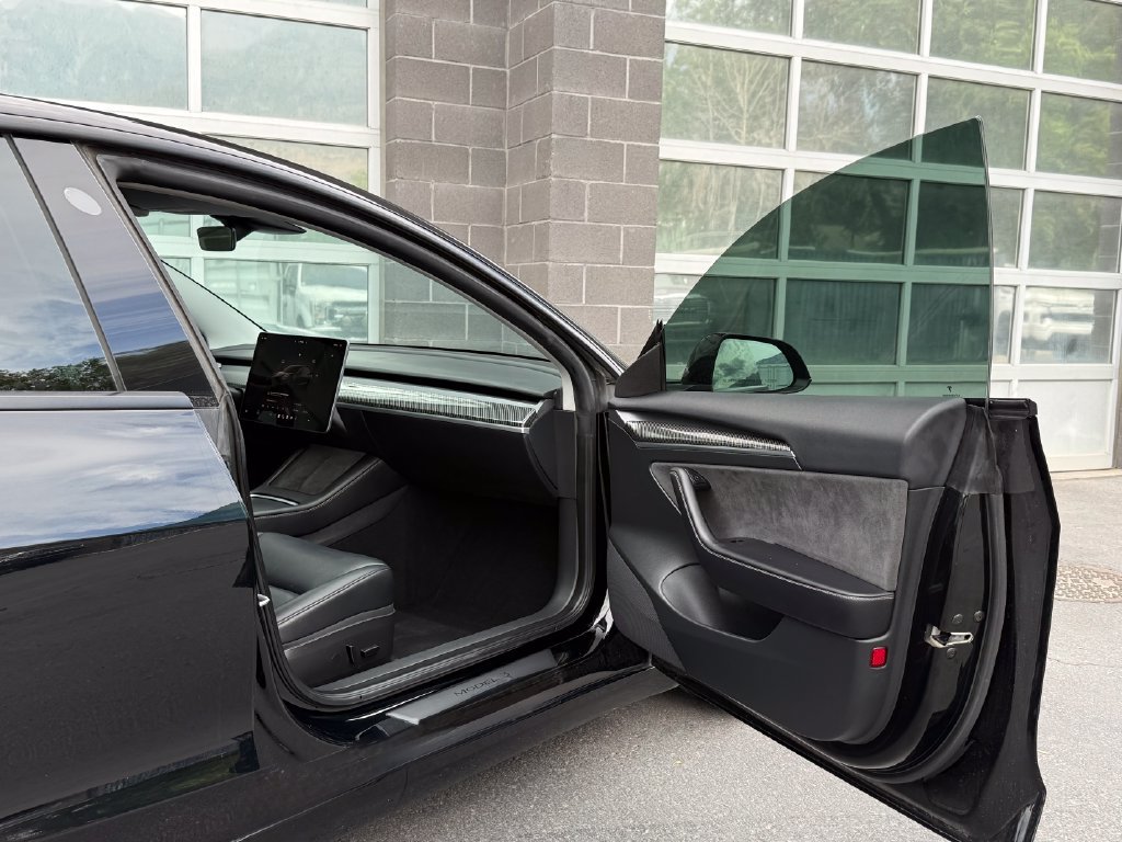 Used 2023 Tesla Model 3 Performance AWD/4WD image 35