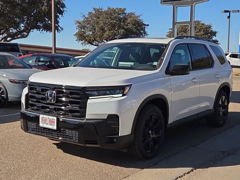New 2026 Honda Pilot Black Edition image 1