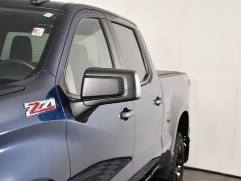 Used 2021 Chevrolet Silverado 1500 Custom Trail Boss AWD/4WD image 13