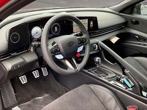 New 2025 Hyundai Elantra N image 7