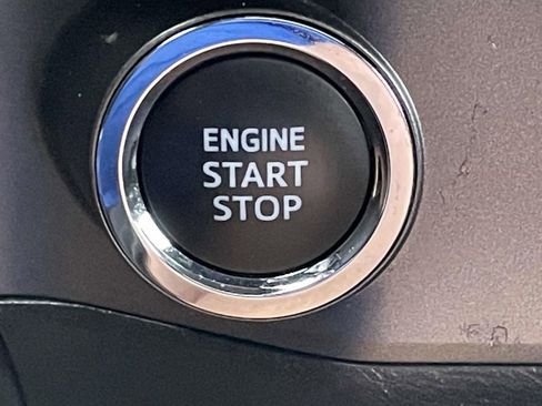 Used 2022 Toyota Tacoma TRD Off-Road w/ TRD Premium Off Road Package image 37