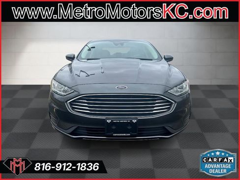 Used 2020 Ford Fusion SE image 8