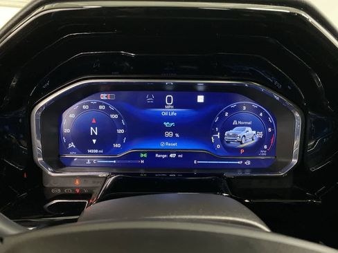 Used 2024 Chevrolet Silverado 1500 High Country w/ Technology Package image 26