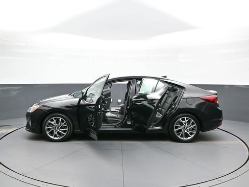 Used 2019 Hyundai Elantra Limited w/ Cargo Package image 42