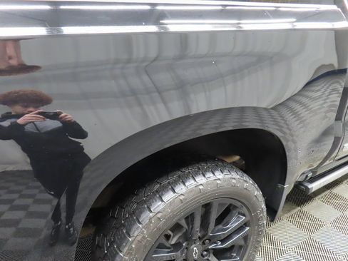 Used 2024 Chevrolet Silverado 1500 High Country image 33