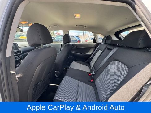 Used 2020 Hyundai Kona SE w/ Cargo Package image 18
