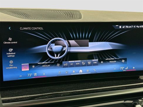 New 2026 BMW X5 xDrive40i w/ M Sport Package AWD/4WD image 16