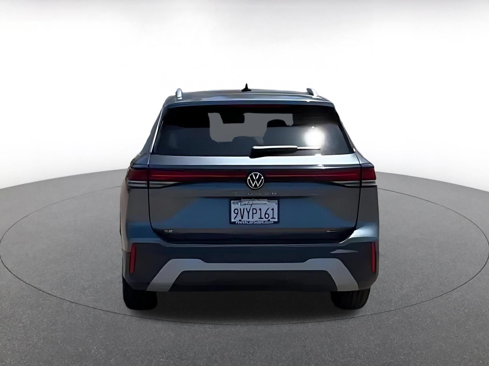 Used 2026 Volkswagen Tiguan SE AWD/4WD image 13