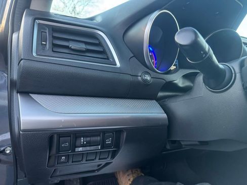 Used 2017 Subaru Outback 2.5i Premium image 28