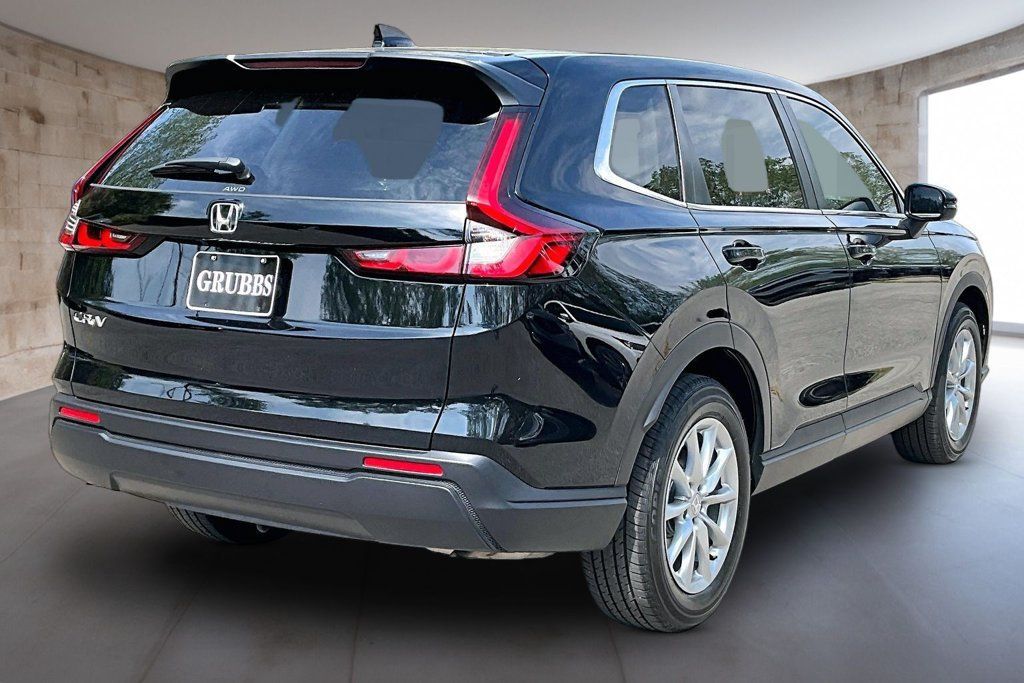 Used 2026 Honda CR-V EX image 2