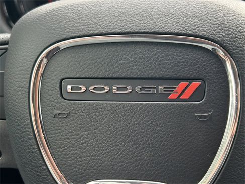 Used 2024 Dodge Durango GT image 40