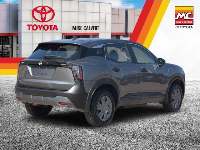 Used 2025 Nissan Kicks S FWD image 5