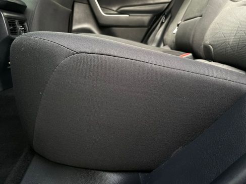 Used 2021 Toyota RAV4 XLE image 38