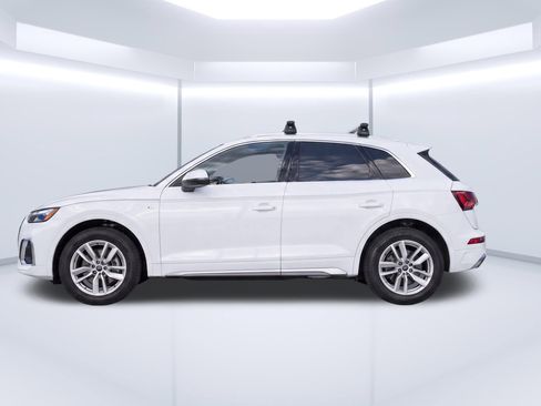 Used 2023 Audi Q5 2.0T Premium w/ Convenience Package AWD/4WD image 6