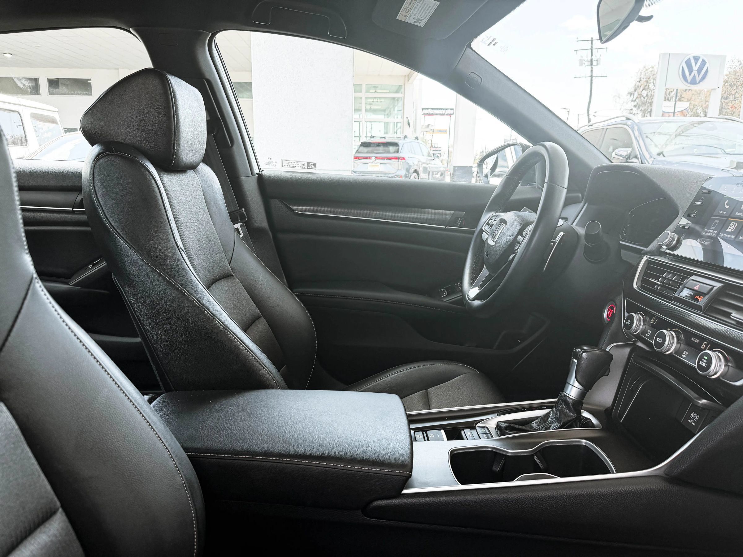 Used 2022 Honda Accord Sport image 30