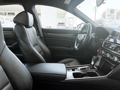 Used 2022 Honda Accord Sport image 30