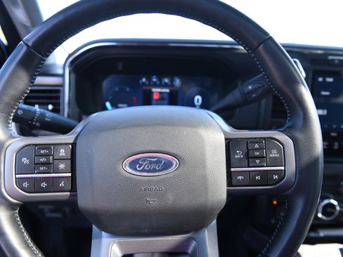 Used 2024 Ford F250 Lariat w/ Lariat Ultimate Package AWD/4WD image 27