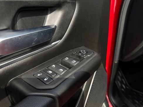 Used 2025 RAM 1500 Big Horn AWD/4WD image 28