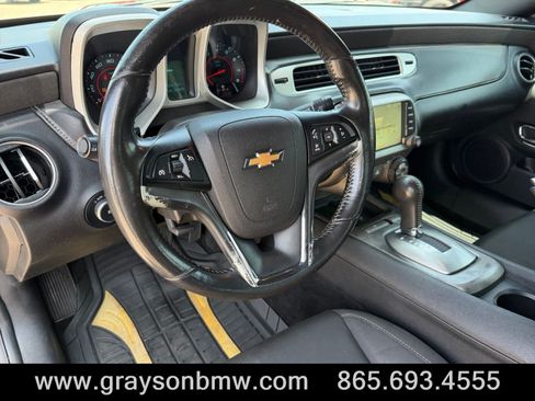 Used 2015 Chevrolet Camaro LT RWD image 14