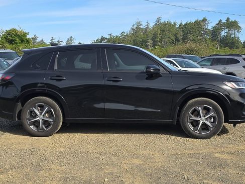 Used 2024 Honda HR-V EX-L image 3